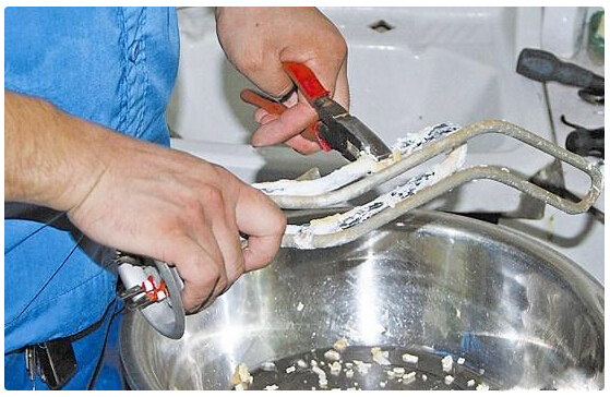 熱水器水垢眾多，清洗很有必要